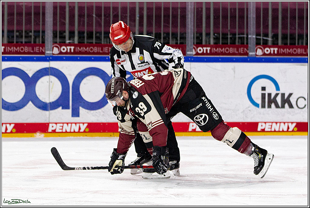 PENNY DEL;  Koelner Haie - Straubing Tigers; Koeln, 14.04.2021